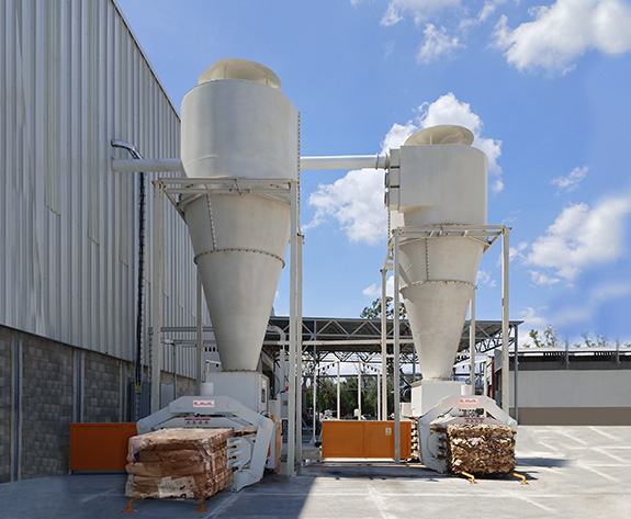 Sistema de eliminación totalmente automática de residuos para fábricas de cartón mexicanas