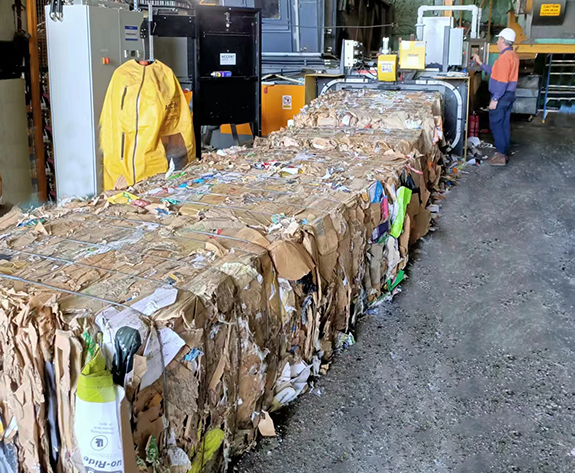Solución de empacado multifuncional y de alta eficiencia para el principal centro de reciclaje de Australia