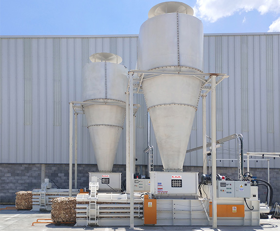 Sistema de eliminación totalmente automática de residuos para fábricas de cartón mexicanas